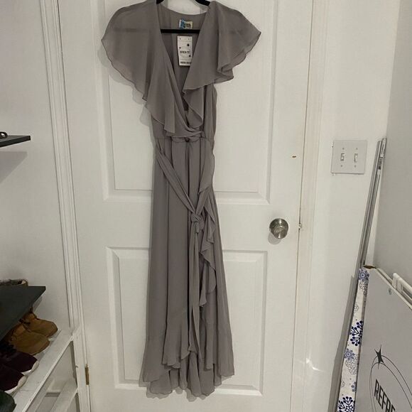 Show Me Your Mumu Grey Chiffon Ruffle Maxi Wrap Dress Womens Size Medium - Picture 1 of 4